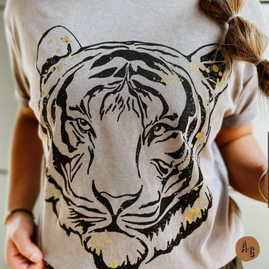 Golden Tiger Vintage-Wash Tee Statement New Orleans