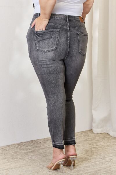 Judy Blue Sizes 0 - 24W Chic Tummy Control Skinny Jeans